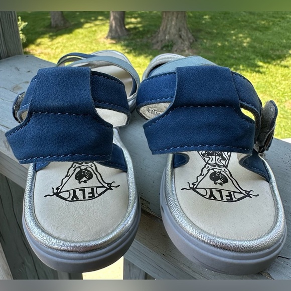 FLY LONDON Sz 40 Cune 65Fly Leather Multi Ankle Strap Sandals Blue Jade Silver - Picture 13 of 15